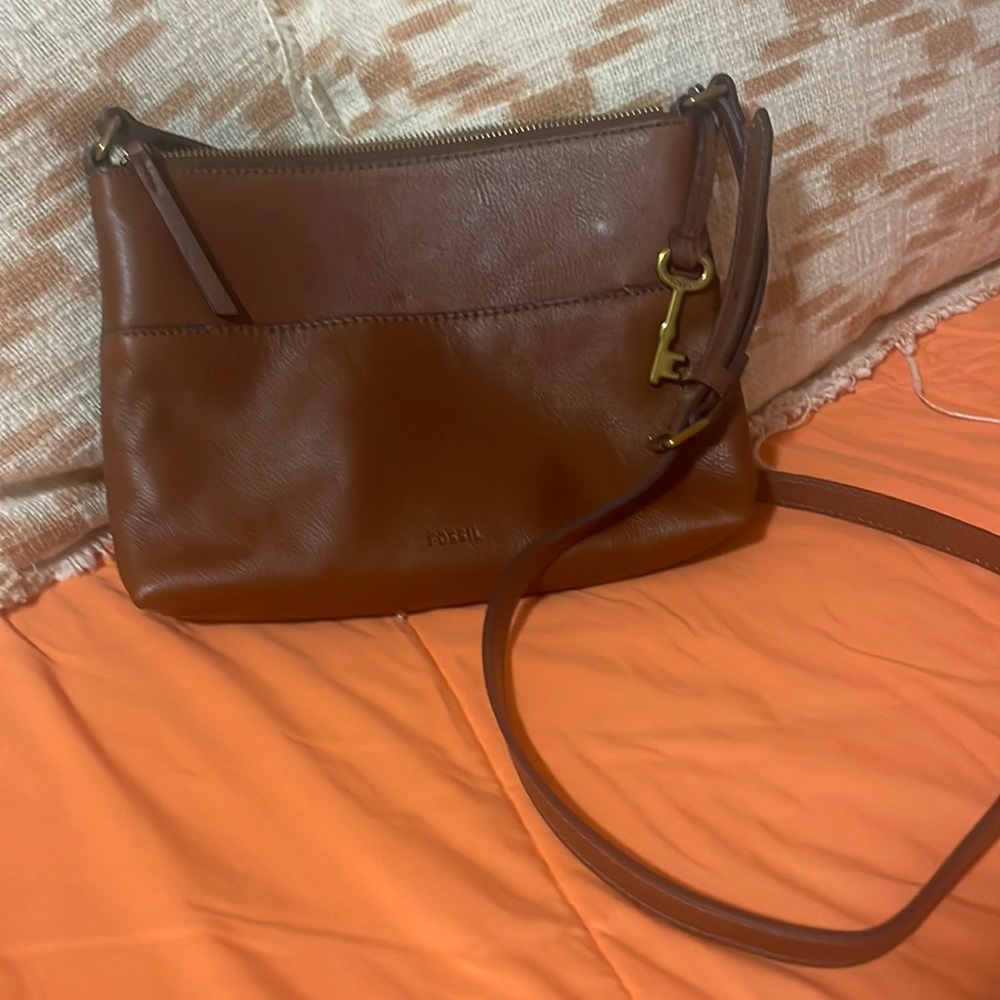 Brand new Fossil Crossbody Bag never used looking for new home